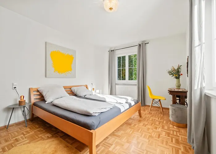 Seewiese Mit Grossem Garten Und Autemberaubenden Alpenpanorama Lägenhet